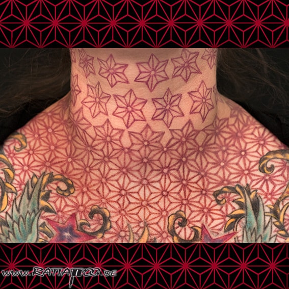 #Rattattoo #rattattoofreiburg #tattoostudio #freiburg #tattoostudiofreiburg #tattoofreiburg #freiburgtattoo #tattooshop #pattern #tattoo #studio #tattoos #shop #patterntattoo #redlinetattoo #spezialist #redtattoo #tattooartist #tätowierung #tätowierer #tattoodesign #throattattoo #inspiration #idee #preise #termin #dauer #kosten #pflege #gutschein