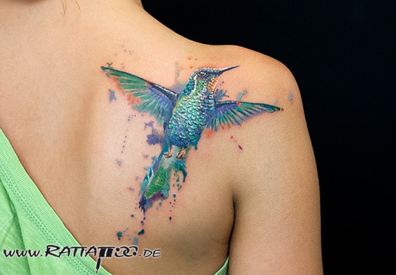 #Kolibri #hummingbird #tattoo #snowcap #tattoos #bird #tatts #watercolor #ink #colourful #inked #completely #inkedup #shouldertattoo #custom #design #bodyart #color #splash #tattooart #tattooartist #rattattoo #rattattoofreiburg  #tattoofreiburg #tattoostudiofreiburg